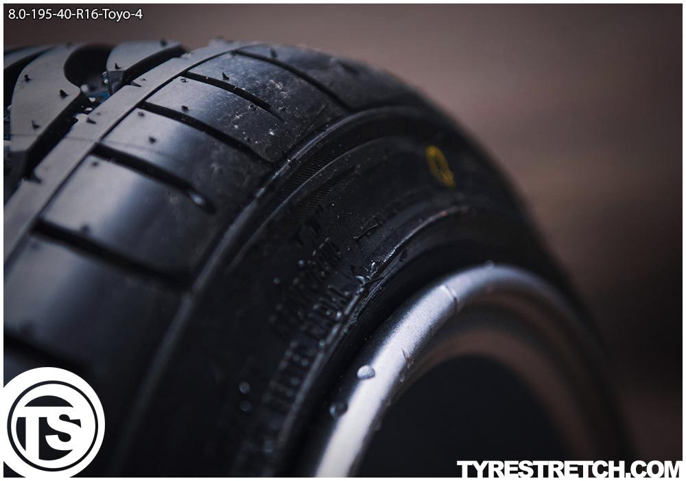 An example of tyre stretch: 195/40 R16 on 8.0J – TOYO