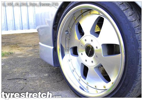 An example of tyre stretch: 195/40 R16 on 8.0J – TOYO