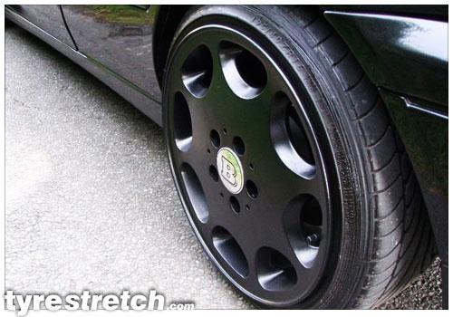 An example of tyre stretch: 195/40 R16 on 8.0J