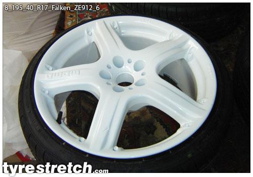 An example of tyre stretch: 195/40 R17 on 8.0J – FALKEN