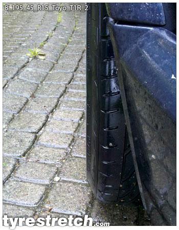 An example of tyre stretch: 195/45 R15 on 8.0J – TOYO