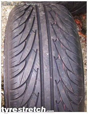 An example of tyre stretch: 205/40 R17 on 8.0J – NANKANG