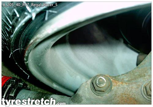 An example of tyre stretch: 205/40 R17 on 8.0J – REGAL