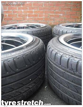 An example of tyre stretch: 205/40 R17 on 8.0J