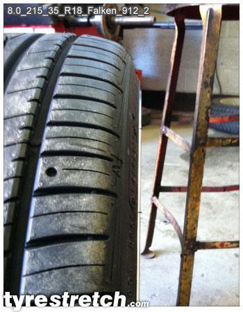 An example of tyre stretch: 215/35 R18 on 8.0J – FALKEN