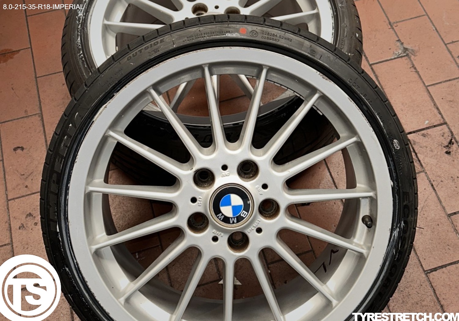 An example of tyre stretch: 215/35 R18 on 8.0J – IMPERIAL