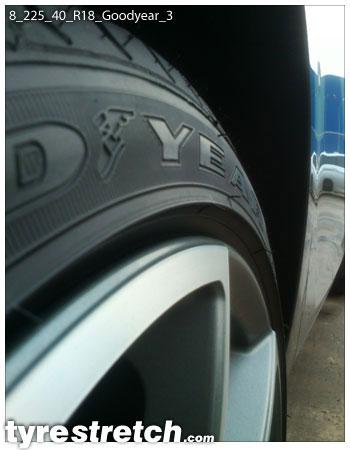 An example of tyre stretch: 225/40 R18 on 8.0J – GOODYEAR