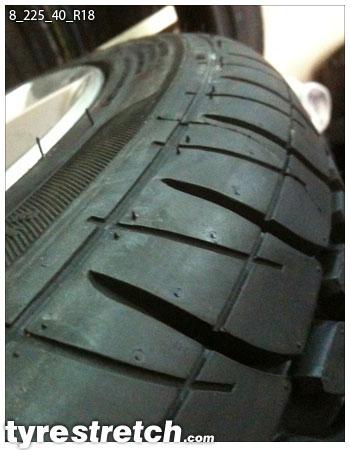An example of tyre stretch: 225/40 R18 on 8.0J