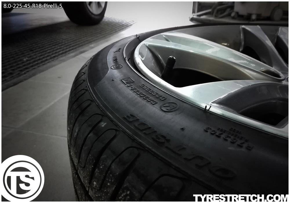 An example of tyre stretch: 225/45 R18 on 8.0J – PIRELLI