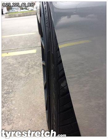 An example of tyre stretch: 205/40 R17 on 8.25J