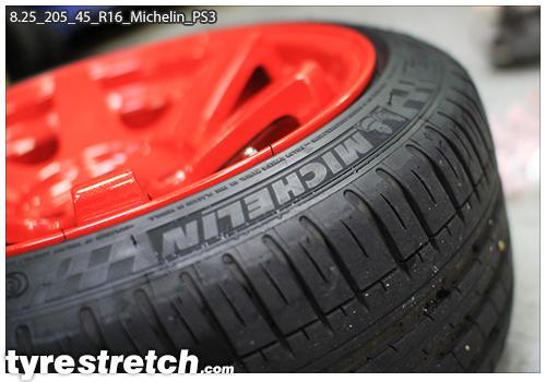 An example of tyre stretch: 205/45 R16 on 8.25J – MICHELIN