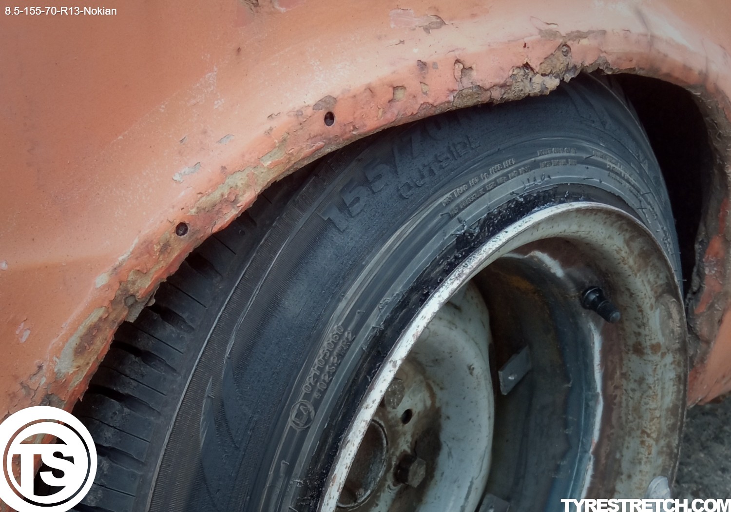 An example of tyre stretch: 155/70 R13 on 8.5J – NOKIAN