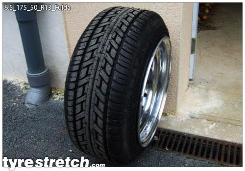 An example of tyre stretch: 175/50 R13 on 8.5J – FULDA
