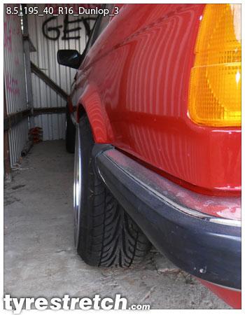 An example of tyre stretch: 195/40 R16 on 8.5J – DUNLOP