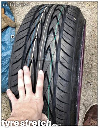 An example of tyre stretch: 195/45 R17 on 8.5J