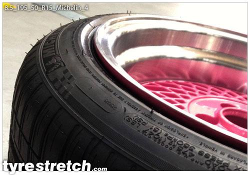 An example of tyre stretch: 195/50 R15 on 8.5J – MICHELIN