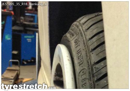 An example of tyre stretch: 205/35 R18 on 8.5J – NANKANG
