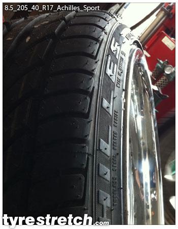 An example of tyre stretch: 205/40 R17 on 8.5J – ACHILLES