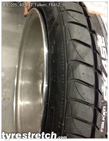 An example of tyre stretch: 205/40 R17 on 8.5J – FALKEN