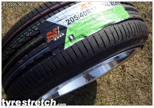 An example of tyre stretch: 205/40 R18 on 8.5J