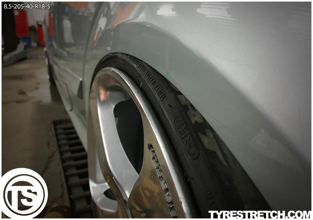 An example of tyre stretch: 205/40 R18 on 8.5J