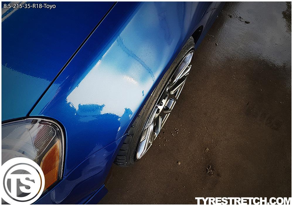 An example of tyre stretch: 215/35 R18 on 8.5J – TOYO