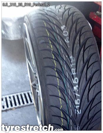 An example of tyre stretch: 215/35 R19 on 8.5J – FEDERAL