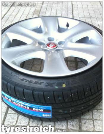 An example of tyre stretch: 215/40 R18 on 8.5J