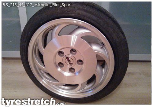 An example of tyre stretch: 215/45 R17 on 8.5J – MICHELIN