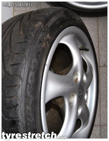 An example of tyre stretch: 215/45 R17 on 8.5J