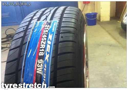An example of tyre stretch: 215/45 R18 on 8.5J