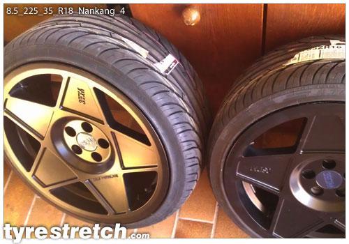 An example of tyre stretch: 225/35 R18 on 8.5J – NANKANG