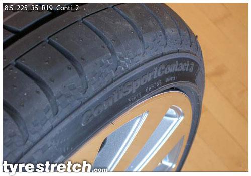 An example of tyre stretch: 225/35 R19 on 8.5J – CONTINENTAL