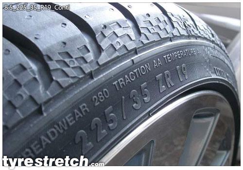 An example of tyre stretch: 225/35 R19 on 8.5J – CONTINENTAL