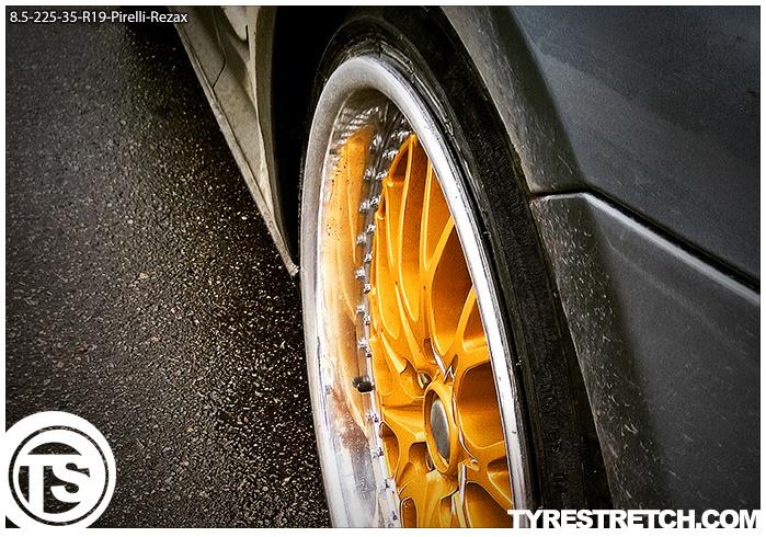 An example of tyre stretch: 225/35 R19 on 8.5J – PIRELLI (WORK)