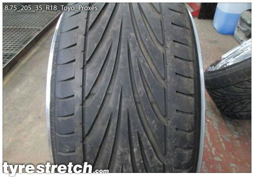 An example of tyre stretch: 205/35 R18 on 8.75J – TOYO