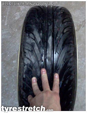 An example of tyre stretch: 215/40 R18 on 8.75J – NANKANG