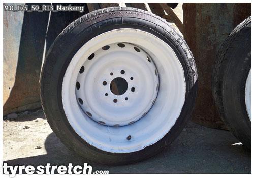 An example of tyre stretch: 175/50 R13 on 9.0J – NANKANG