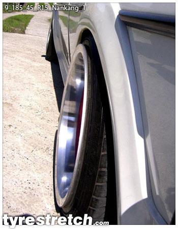 An example of tyre stretch: 185/45 R15 on 9.0J – NANKANG