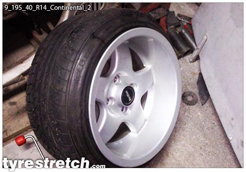 An example of tyre stretch: 195/40 R14 on 9.0J – CONTINENTAL