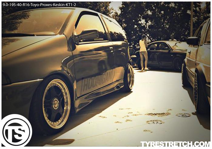 An example of tyre stretch: 195/40 R16 on 9.0J – TOYO (KESKIN)