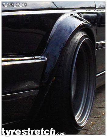 An example of tyre stretch: 195/45 R15 on 9.0J