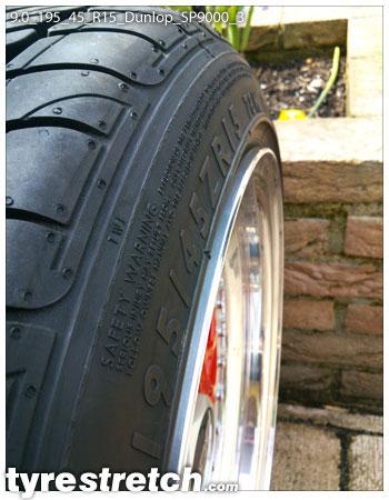 An example of tyre stretch: 195/45 R15 on 9.0J – DUNLOP