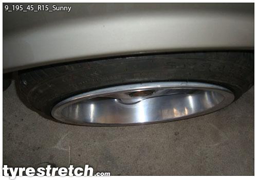 An example of tyre stretch: 195/45 R15 on 9.0J – SUNNY