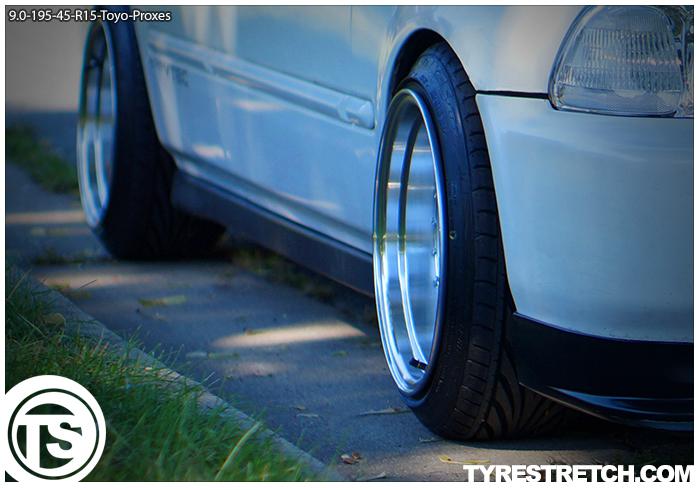 An example of tyre stretch: 195/45 R15 on 9.0J – TOYO