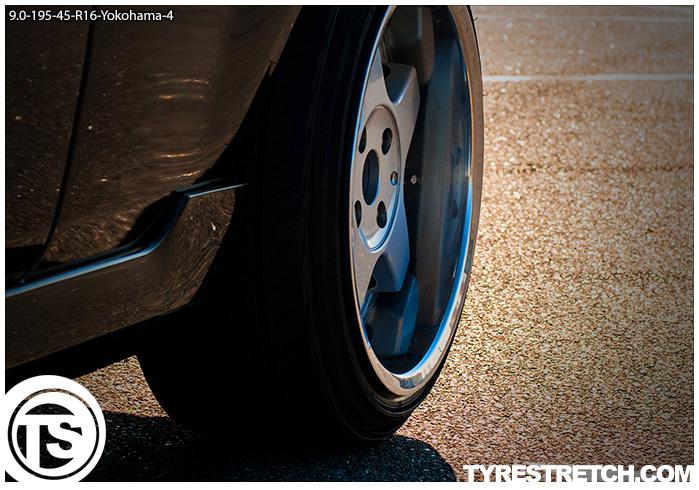 An example of tyre stretch: 195/45 R16 on 9.0J – YOKOHAMA