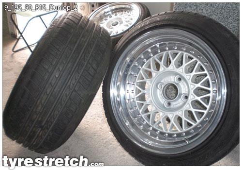 An example of tyre stretch: 195/50 R15 on 9.0J – DUNLOP