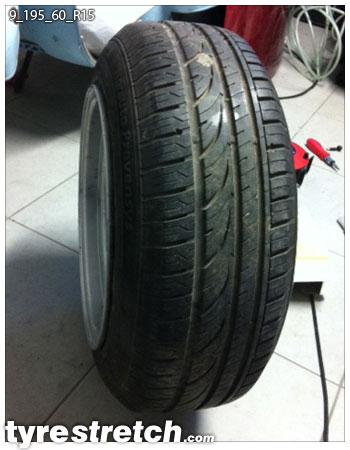 An example of tyre stretch: 195/60 R15 on 9.0J
