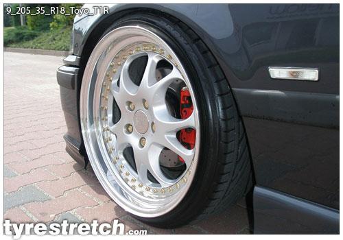 An example of tyre stretch: 205/35 R18 on 9.0J – TOYO