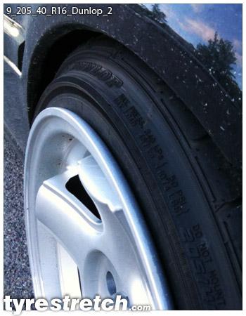 An example of tyre stretch: 205/40 R16 on 9.0J – DUNLOP